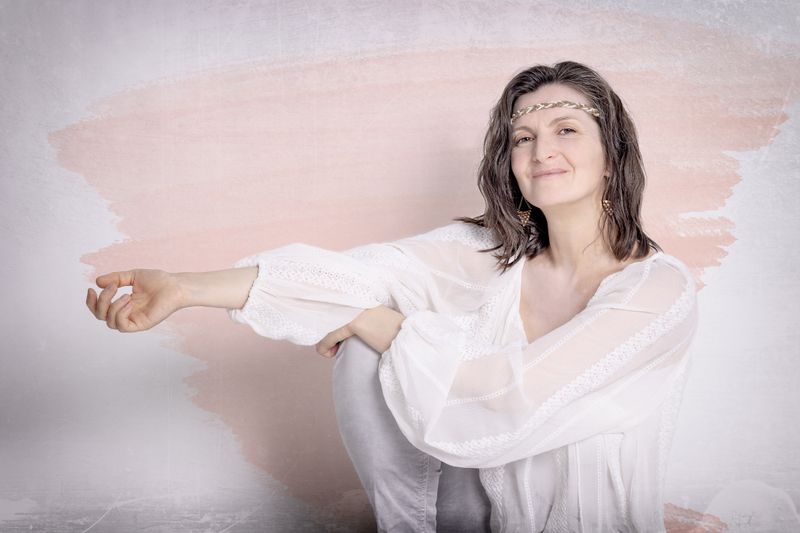 Chanson trifft Pop – Liedermacherin Clara Werden live am Zechen- und Badehaus Brieske